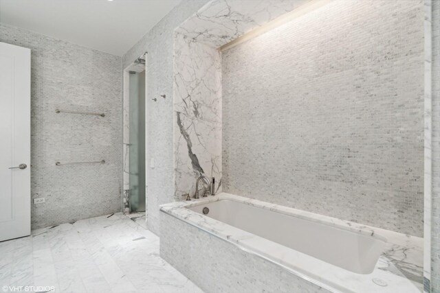 77 E Walton St Unit 24B, Chicago, IL 60611 - photo 35