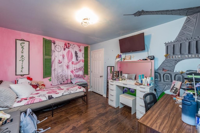 42478 N Lake Ave, Antioch, IL 60002 - bedroom featuring wood finished floors