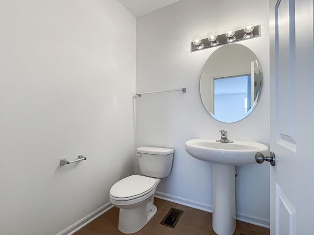 1583 Glenbrooke Ln, New Lenox, IL 60451 - half bathroom featuring toilet and baseboards