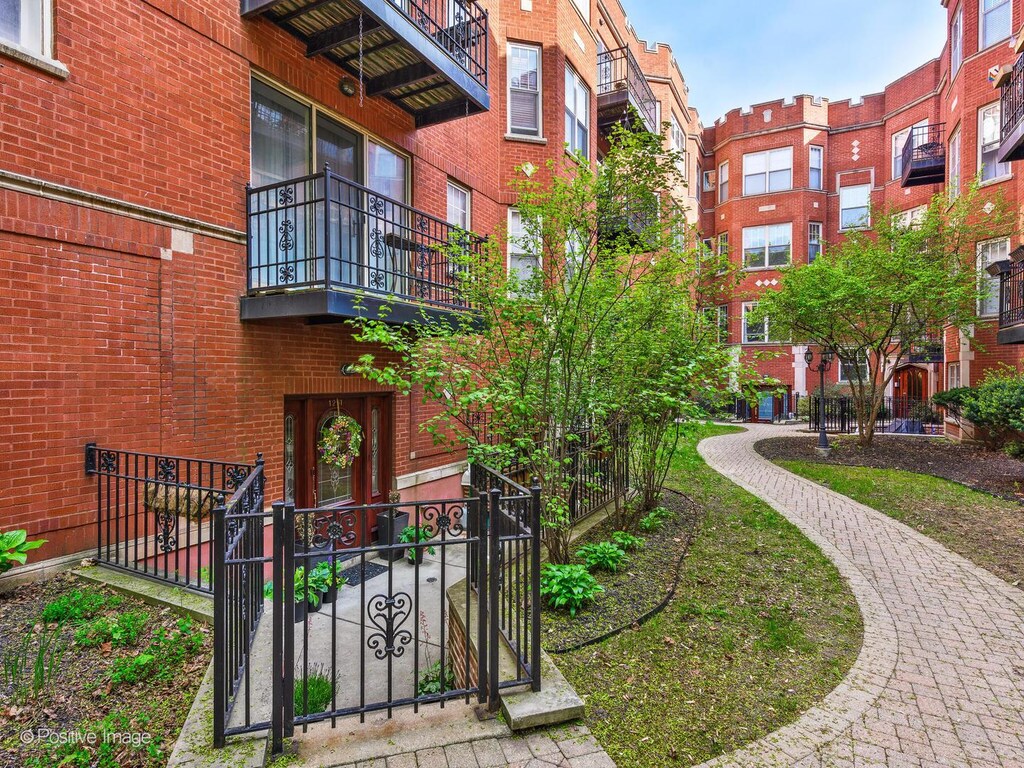 1251 W Granville Ave Unit G, Chicago, IL 60660 - photo 1