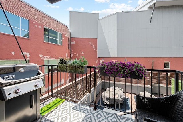 1008 N Larrabee St Unit 2S, Chicago, IL 60610 - balcony featuring area for grilling