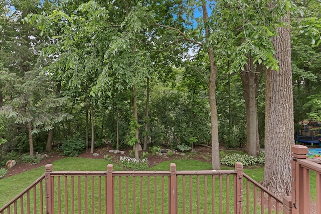 7612 Cascade Way, Gurnee, IL 60031 - view of green lawn featuring a trampoline