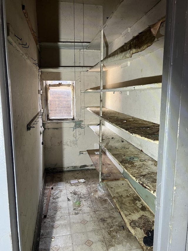 2431 W Taylor St, Chicago, IL 60612 - view of storage room