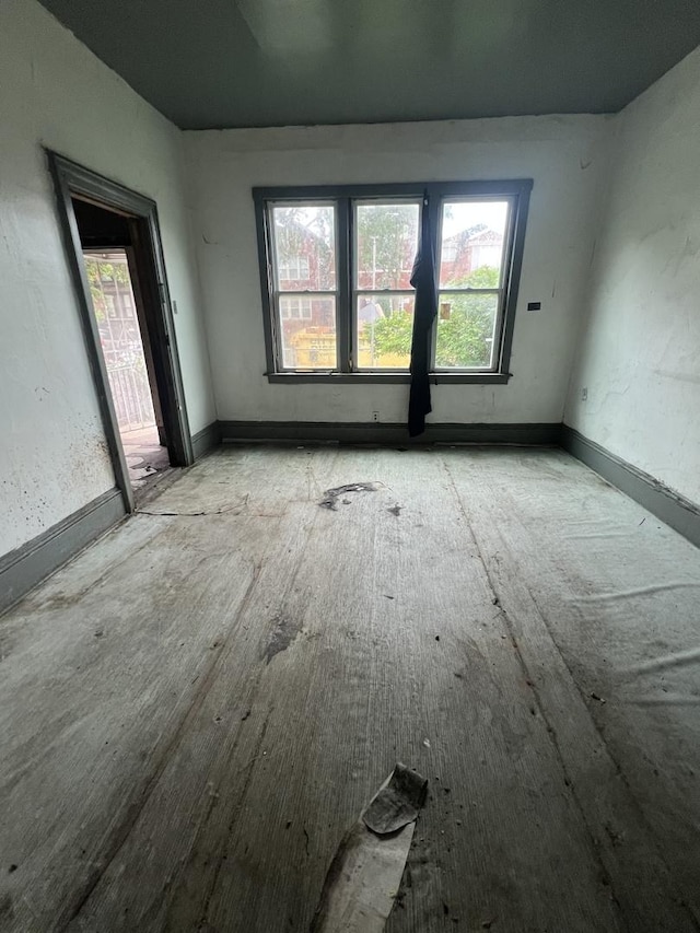 2431 W Taylor St, Chicago, IL 60612 - unfurnished room featuring baseboards