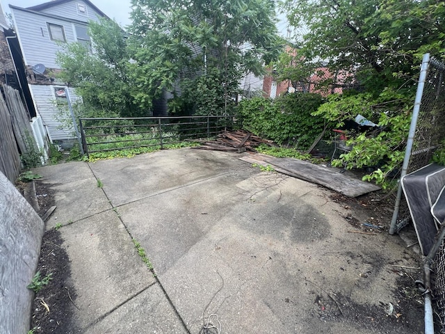 2431 W Taylor St, Chicago, IL 60612 - view of patio