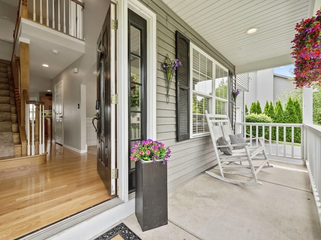 569 Ryan Way, Crystal Lake, IL 60012 - view of covered porch