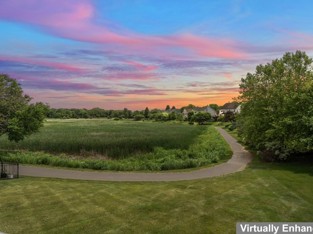 569 Ryan Way, Crystal Lake, IL 60012 - surrounding community featuring a yard