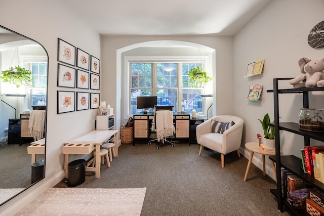 3457 N Whipple St, Chicago, IL 60618 - carpeted home office with arched walkways and baseboards