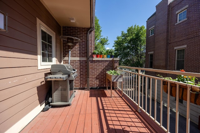 3457 N Whipple St, Chicago, IL 60618 - deck with area for grilling