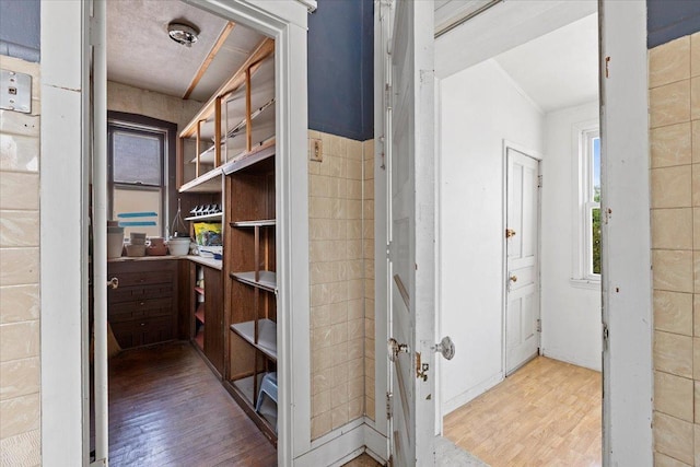 2442 W Wilson Ave, Chicago, IL 60625 - photo 11