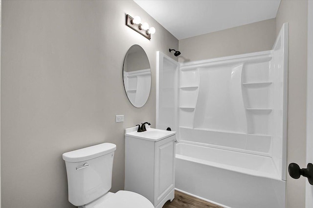 549 Allen Ln, University Park, IL 60484 - bathroom with shower / tub combination, vanity, and wood finished floors