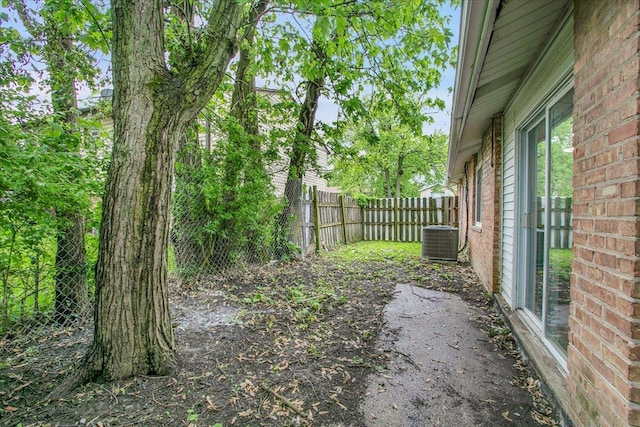 549 Allen Ln, University Park, IL 60484 - view of yard