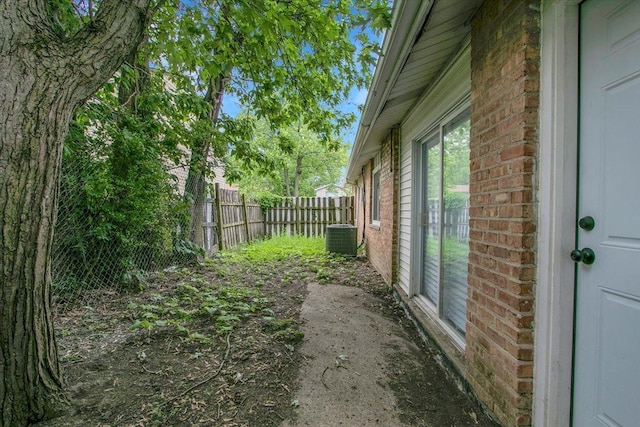 549 Allen Ln, University Park, IL 60484 - view of yard