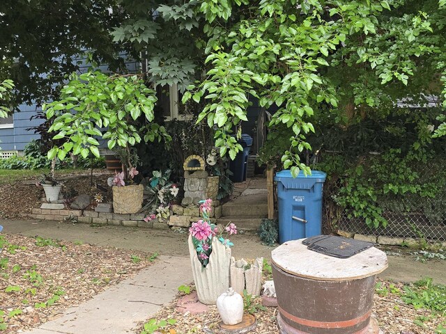 565 S Lasalle St, Aurora, IL 60505 - photo 5