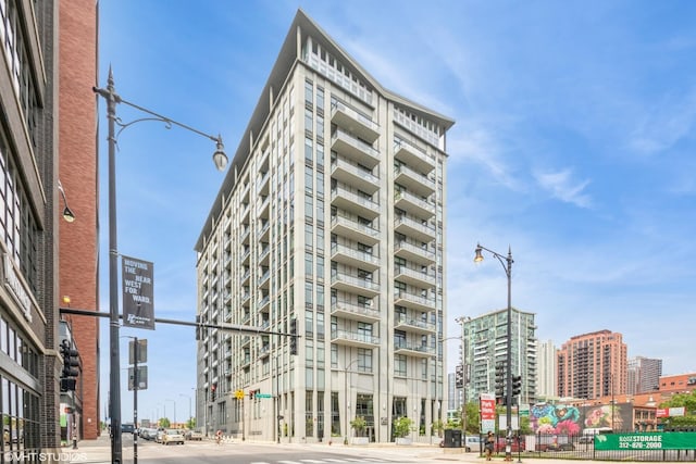 740 W Fulton St Unit 1202, Chicago, IL 60661 - view of property