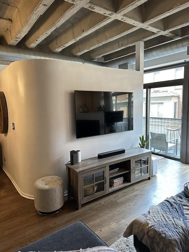811 S Lytle St Unit 108, Chicago, IL 60607 - living room featuring wood finished floors