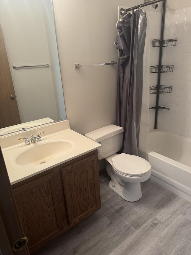 2830 Alameda Ct, Naperville, IL 60564 - full bathroom featuring wood finished floors, vanity, and shower / bathtub combination with curtain