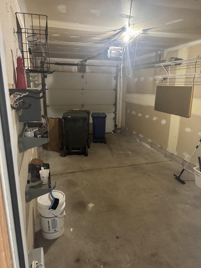2830 Alameda Ct, Naperville, IL 60564 - view of garage
