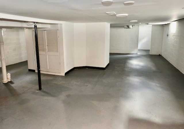 507 Grant Ave, Joliet, IL 60433 - finished basement featuring concrete block wall