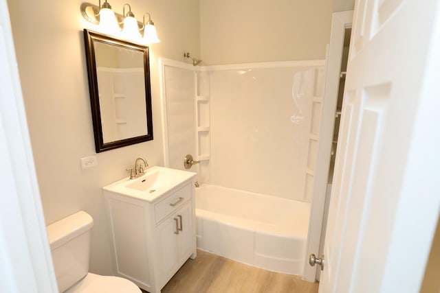 507 Grant Ave, Joliet, IL 60433 - full bath featuring vanity, wood finished floors, and bathtub / shower combination
