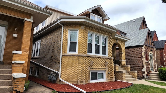 2950 N Lowell Ave, Chicago, IL 60641 - photo 2