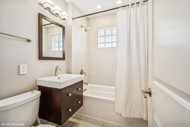 630 Wesley Dr, Park Ridge, IL 60068 - bathroom with vanity, shower / bathtub combination with curtain, and recessed lighting