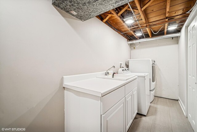 630 Wesley Dr, Park Ridge, IL 60068 - washroom with washer and clothes dryer and cabinet space
