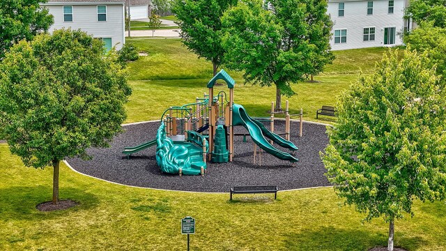 915 Angelica Cir, Joliet, IL 60431 - photo 38