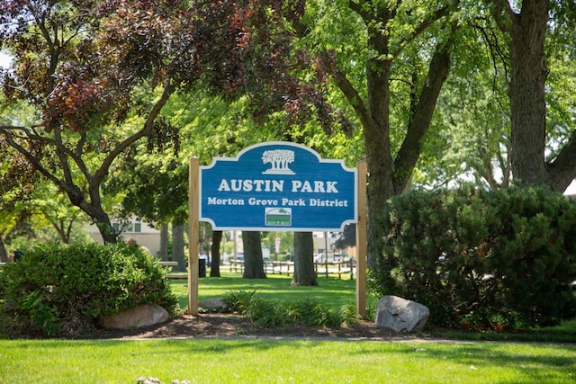 8429 Mason Ave, Morton Grove, IL 60053 - view of community featuring a yard