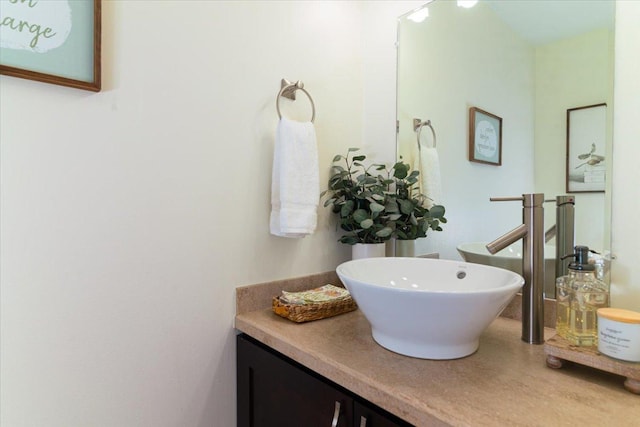 18374 Century Ct, Tinley Park, IL 60477 - bathroom with vanity