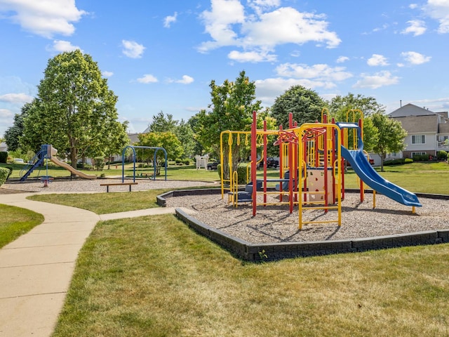 4231 Savoy Ln Unit 4231, Mchenry, IL 60050 - community play area with a lawn