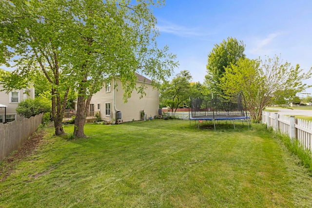 1004 Evergreen Dr, Carol Stream, IL 60188 - fenced backyard with a trampoline