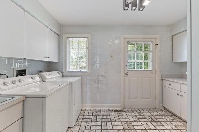 937 Braeburn Rd, Inverness, IL 60067 - laundry area with cabinet space and independent washer and dryer