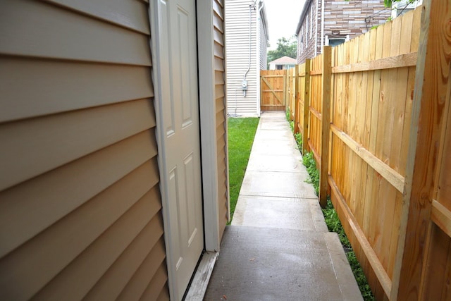 8346 S Baltimore Ave, Chicago, IL 60617 - view of yard