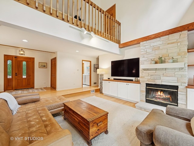 2320 Crystal Way, Crystal Lake, IL 60014 - photo 3