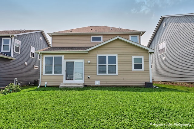 21725 N Ashley St, Kildeer, IL 60047 - rear view of house with a lawn