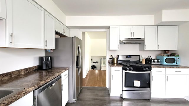 1360 Devonshire Ln, Hoffman Estates, IL 60169 - photo 14