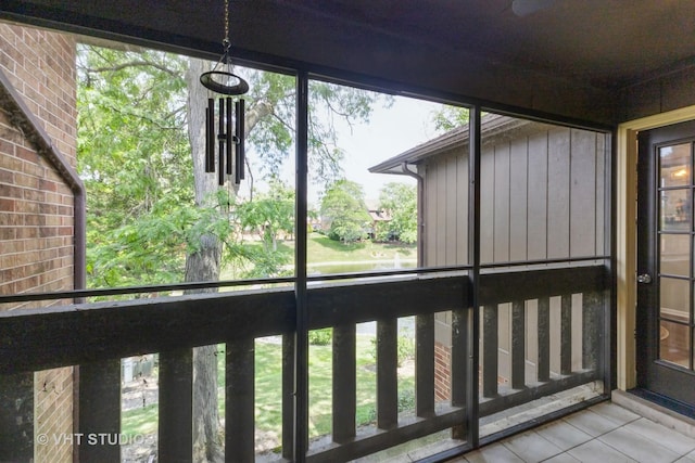 7930 W Lakeview Ct Unit 2A, Palos Heights, IL 60463 - unfurnished sunroom featuring plenty of natural light