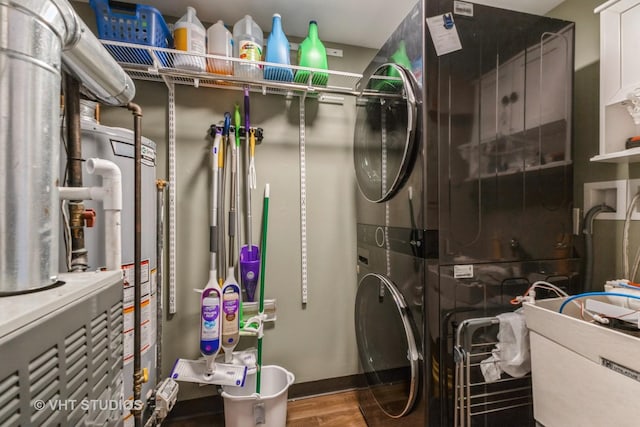 7930 W Lakeview Ct Unit 2A, Palos Heights, IL 60463 - laundry area featuring stacked washer / drying machine and wood finished floors