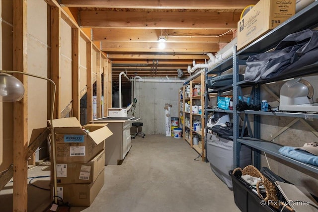 911 Water Stone Way, Malta, IL 60150 - view of storage area