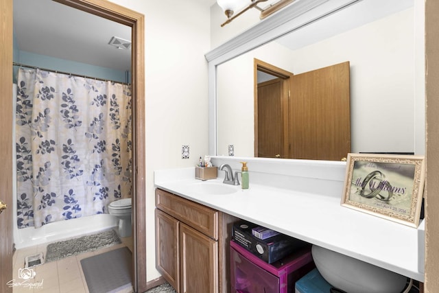 1644 Bridle Post Dr Unit 1644, Aurora, IL 60506 - bathroom with vanity, tile patterned floors, and shower / bathtub combination with curtain
