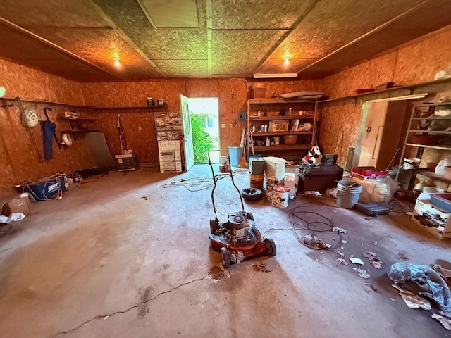 112 W Chippewa St, Dwight, IL 60420 - miscellaneous room featuring a garage