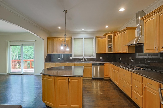 200 Ahmed Ct, Glendale Heights, IL 60139 - kitchen featuring appliances with stainless steel finishes, wall chimney exhaust hood, crown molding, arched walkways, and tasteful backsplash