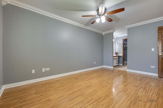 923 Manchester Cir Unit 923, Schaumburg, IL 60193 - empty room with ornamental molding, a ceiling fan, and light wood-style flooring