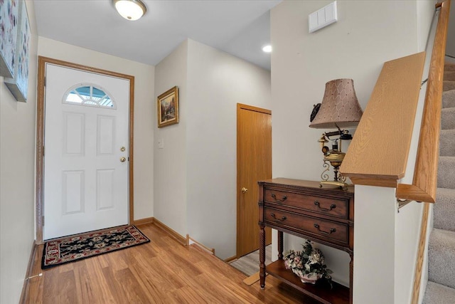 614 Arbor Cir, Lakemoor, IL 60051 - photo 5