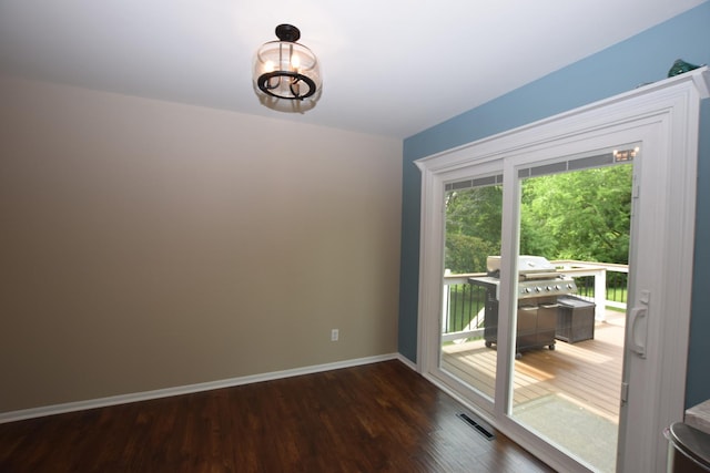1116 Oakleaf Ave, Mchenry, IL 60051 - unfurnished room with wood finished floors and baseboards