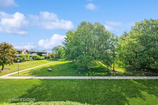1295 N Sterling Ave Unit 211, Palatine, IL 60067 - surrounding community with a yard