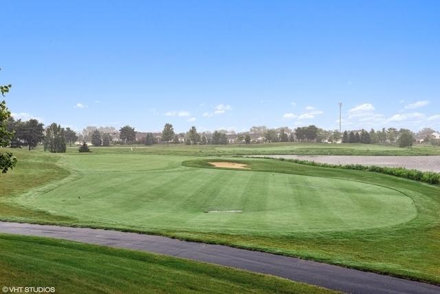 4120 Idlewild Ln, Naperville, IL 60564 - view of community featuring golf course view