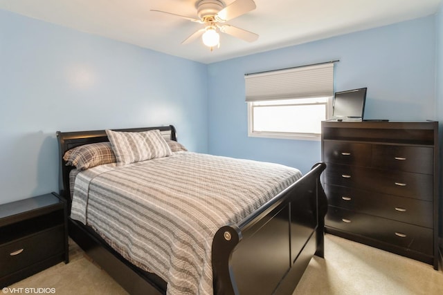 566 W Babcock Ave, Elmhurst, IL 60126 - photo 18