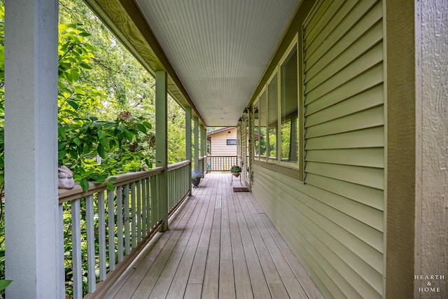 10405 Kenilworth Ave, Algonquin, IL 60102 - view of wooden porch